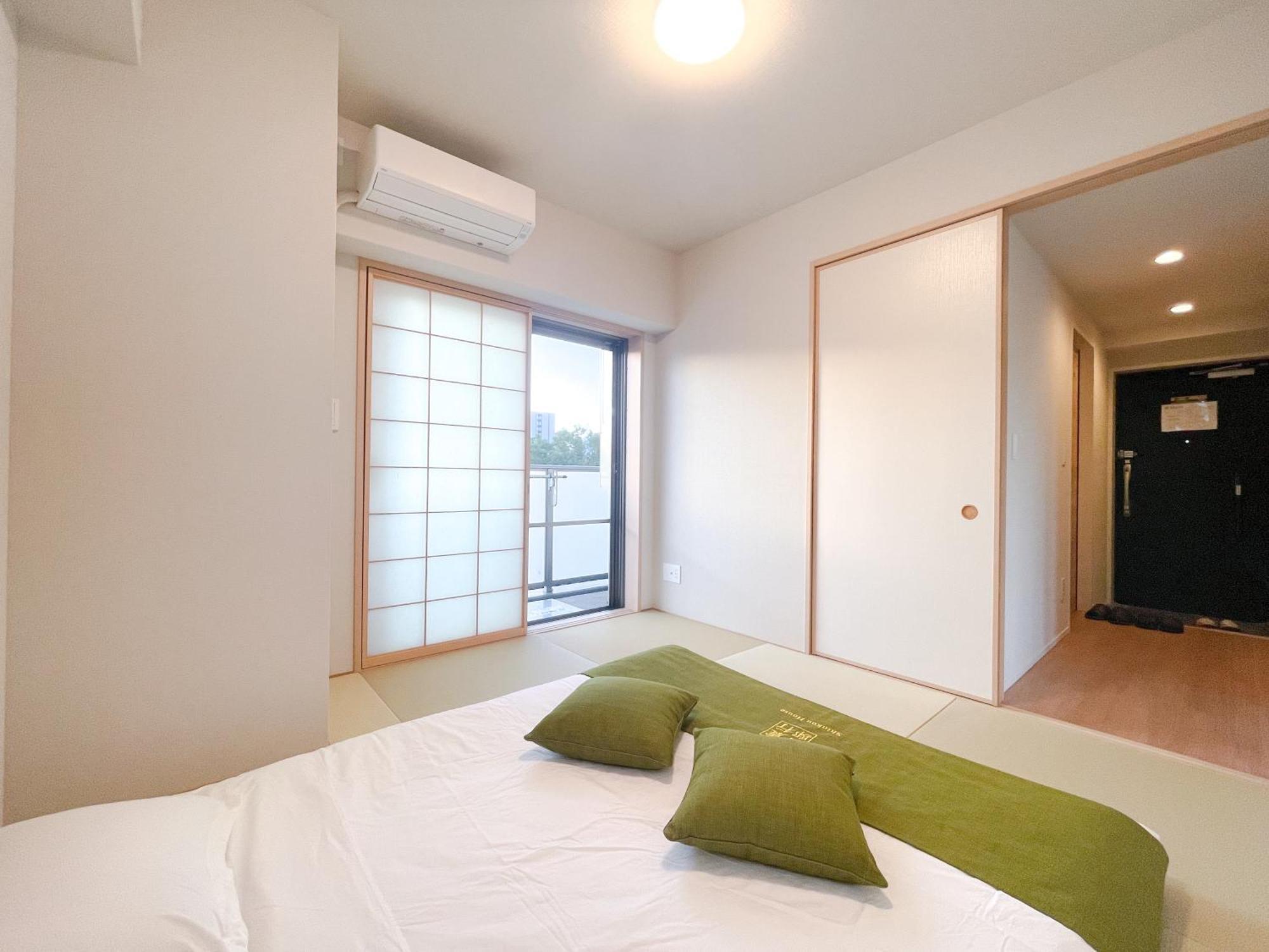 Апартаменты Shinkou House Ue Осака Экстерьер фото